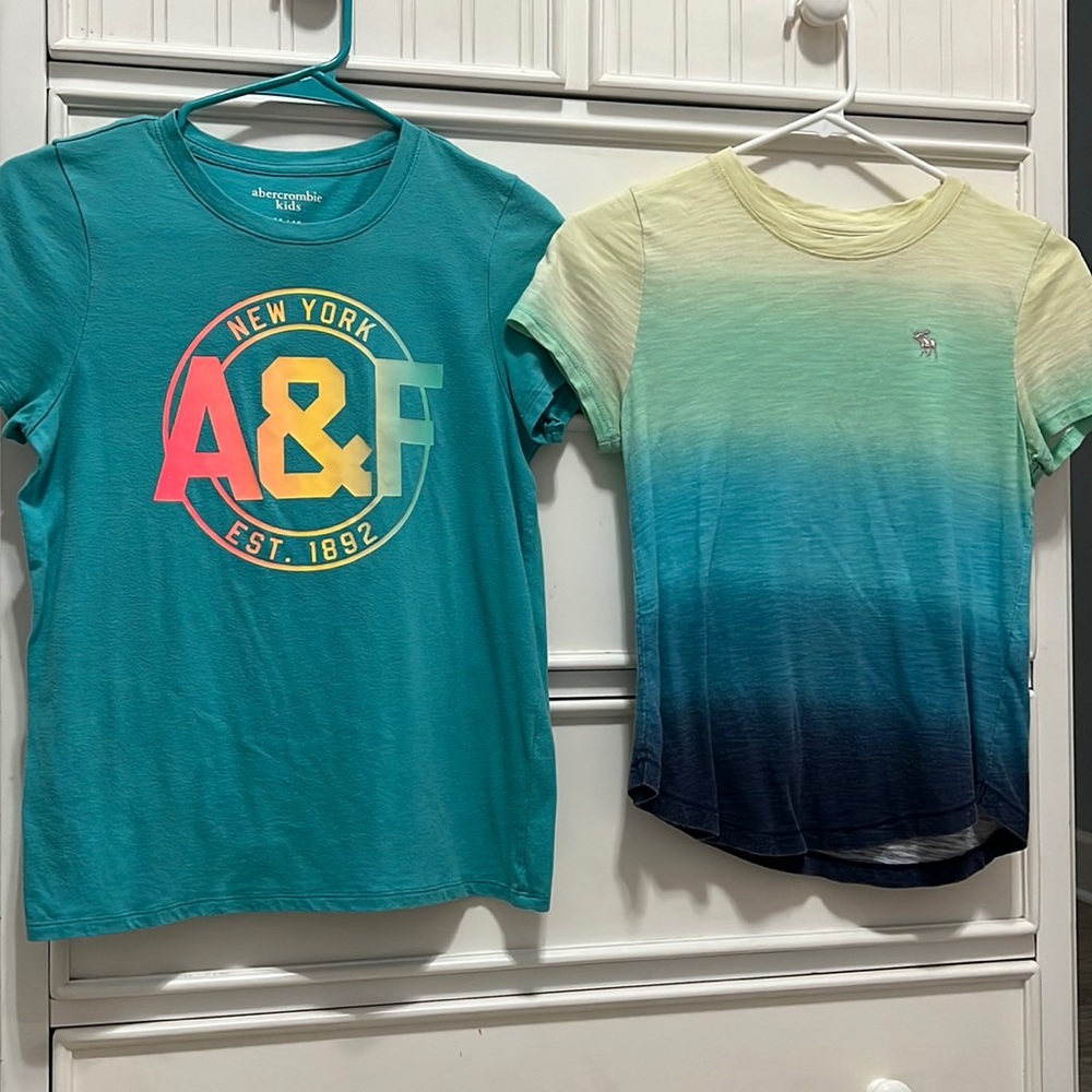 bundle of 2 abercrombie kids shirts